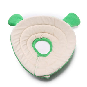 Frog-shaped Elizabethan collar